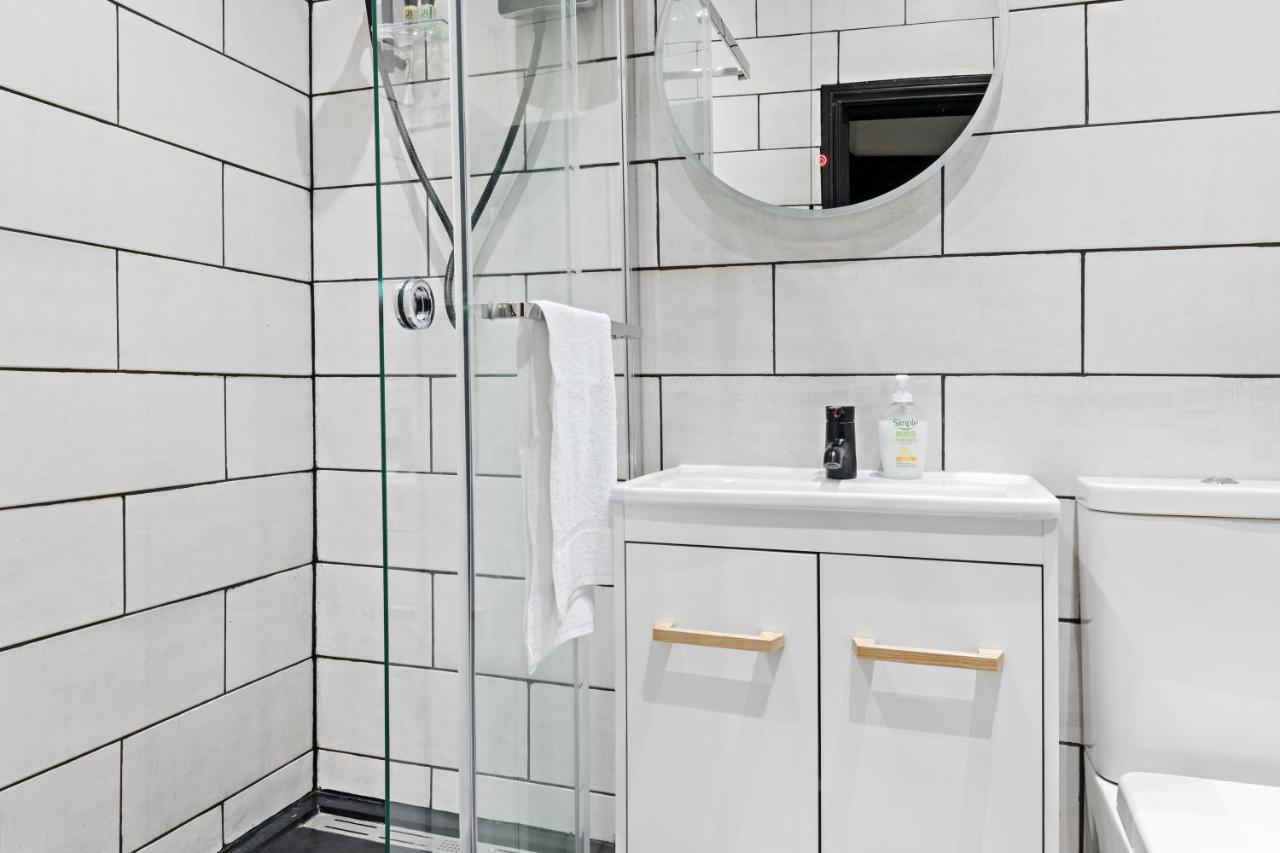 Hidden Retreat In The Heart Of The City - 2 Bed Apt نوتينغهام المظهر الخارجي الصورة
